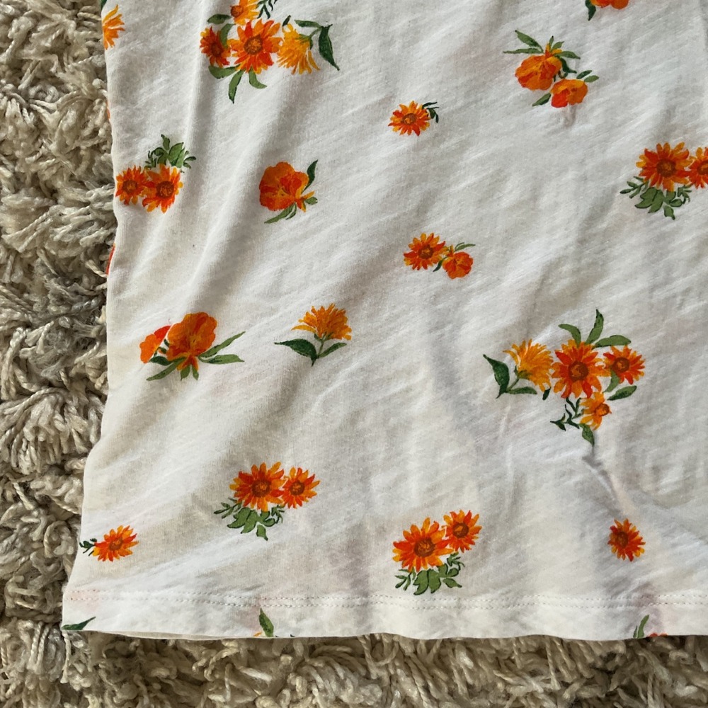 Old Navy EveryWear V-Neck Floral T-Shirt White Orange Yellow Size L - Picture 4 of 13